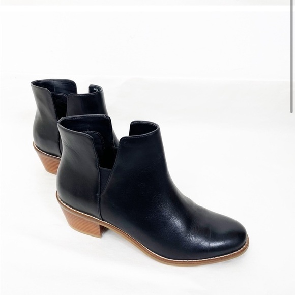 Cole Haan Abbot Black Leather Pull-on Bootie 6.5 - Picture 3 of 4